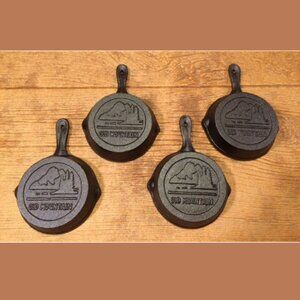 Four Old Mountain Cast Iron Spoon Rest Mini Skillet 4 1/2" wide Four 0166-10137